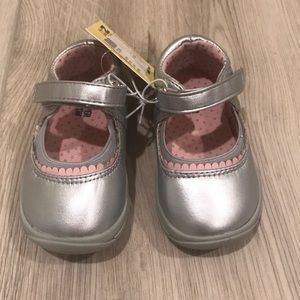NWT!  Harper Canyon Lil Molly Mary Jane Silver 3M